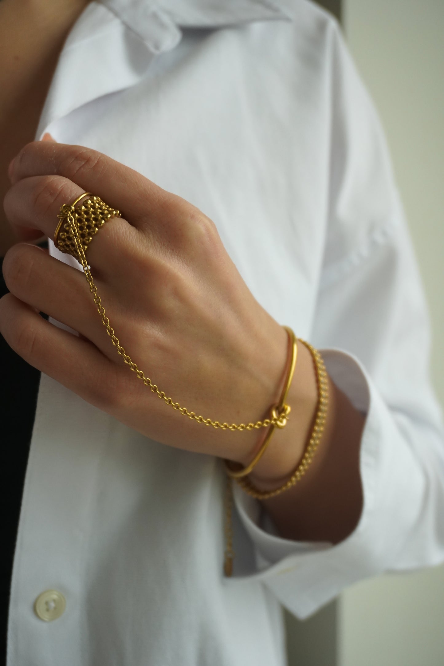 Aleyna Hand Chain