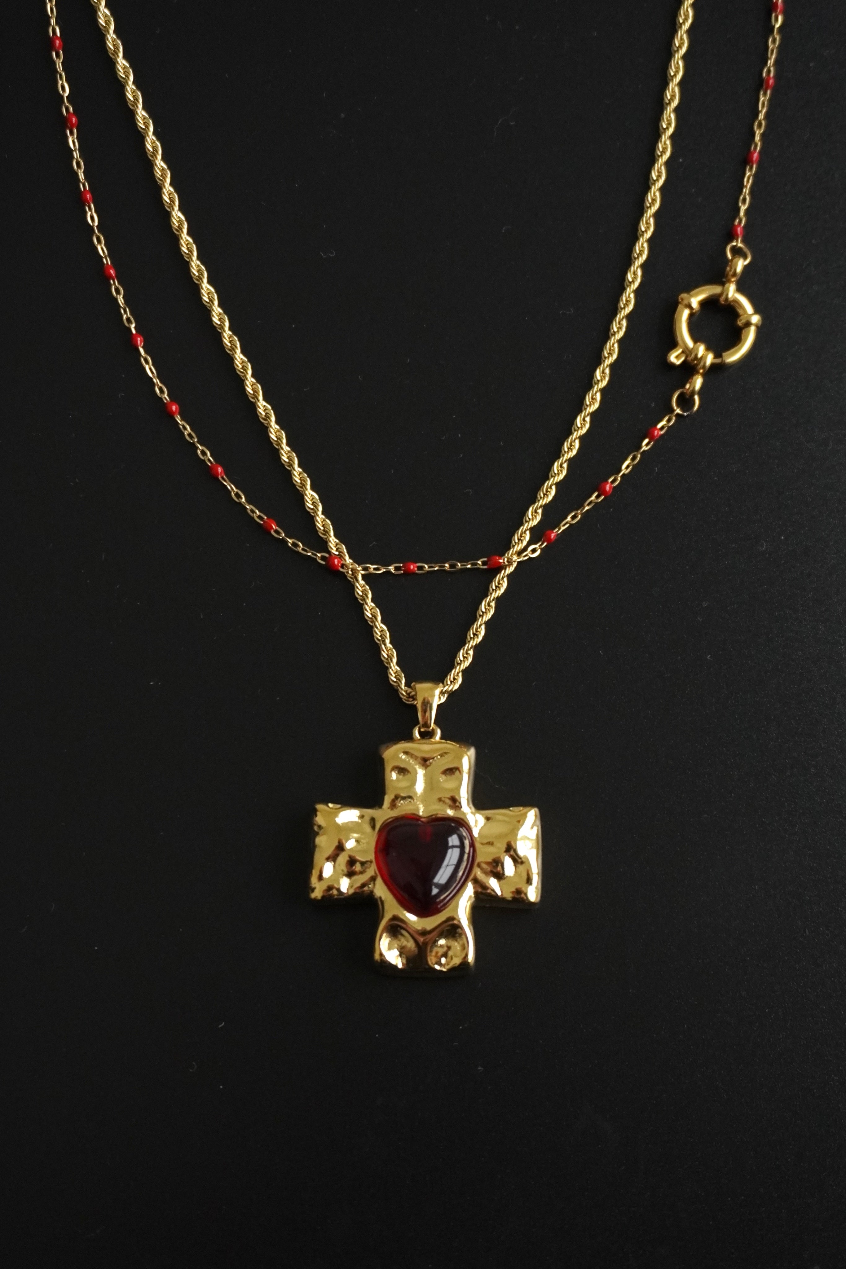Niku Cross Necklace