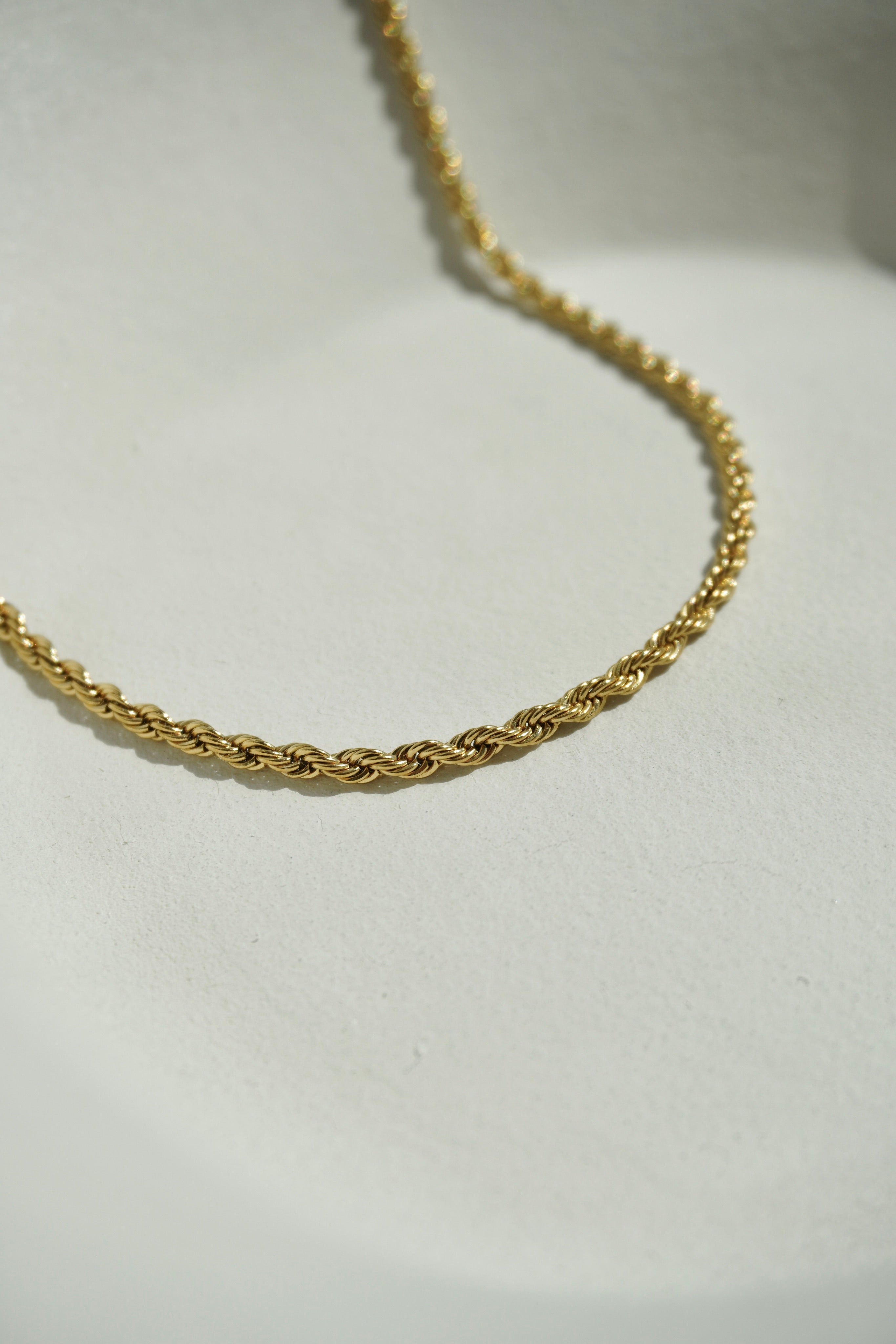 18K Gold Plated Rosa Necklace I 3MM