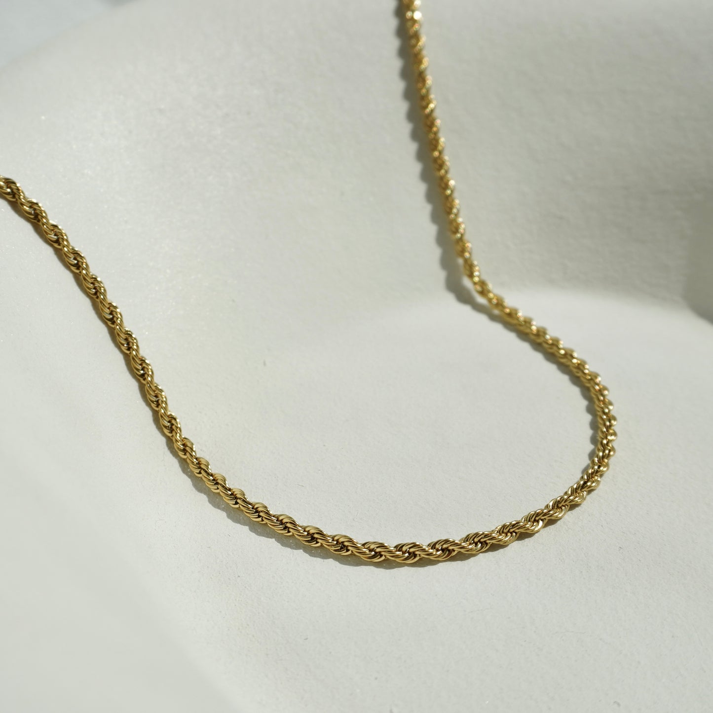 18K Gold Plated Rosa Necklace I 3MM