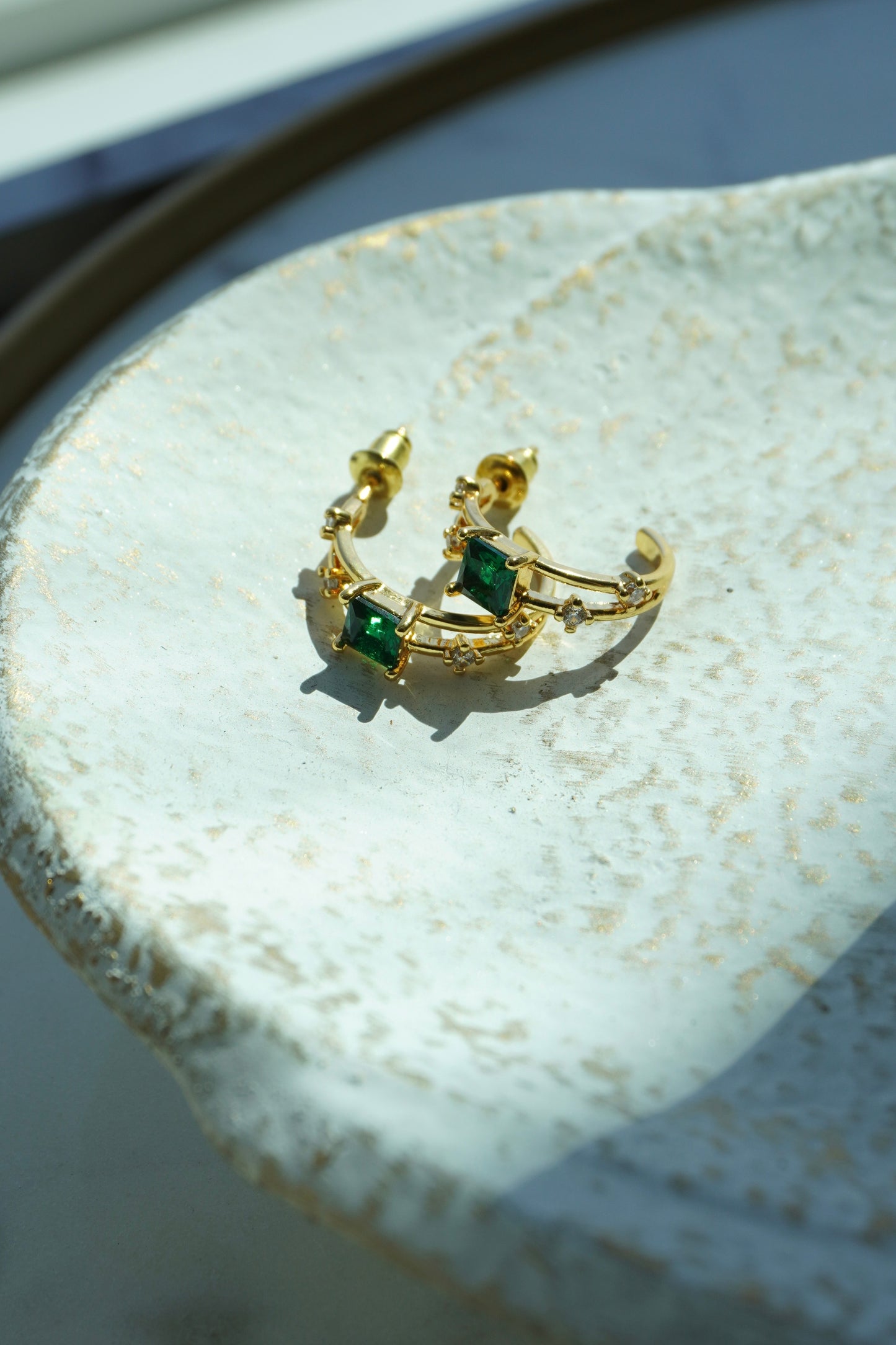 Vade Emerald Earrings